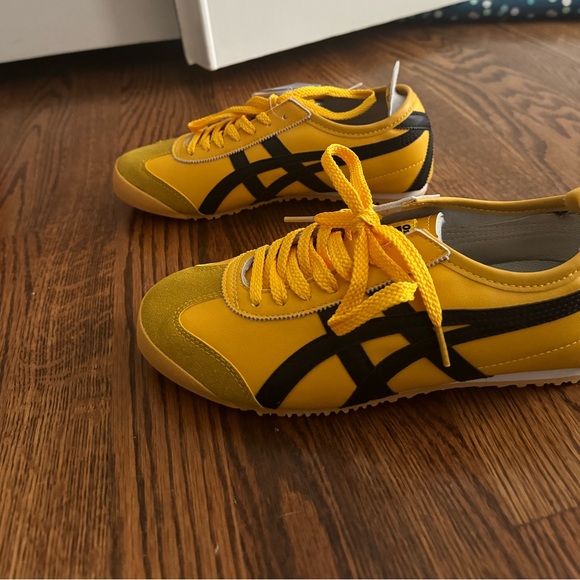 Onitsuka Tiger Mexico 66 ‘Kill Bill” Asics Yellow and Black Sneakers - Picture 4 of 8